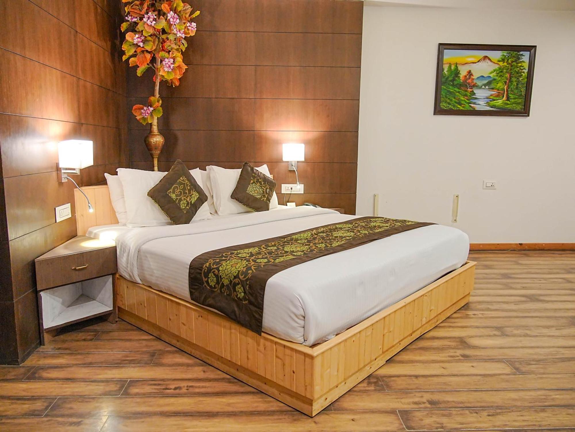 ดิ ออร์ชาร์ด กรีน มานาลี Hotel มะนาลี ภายนอก รูปภาพ